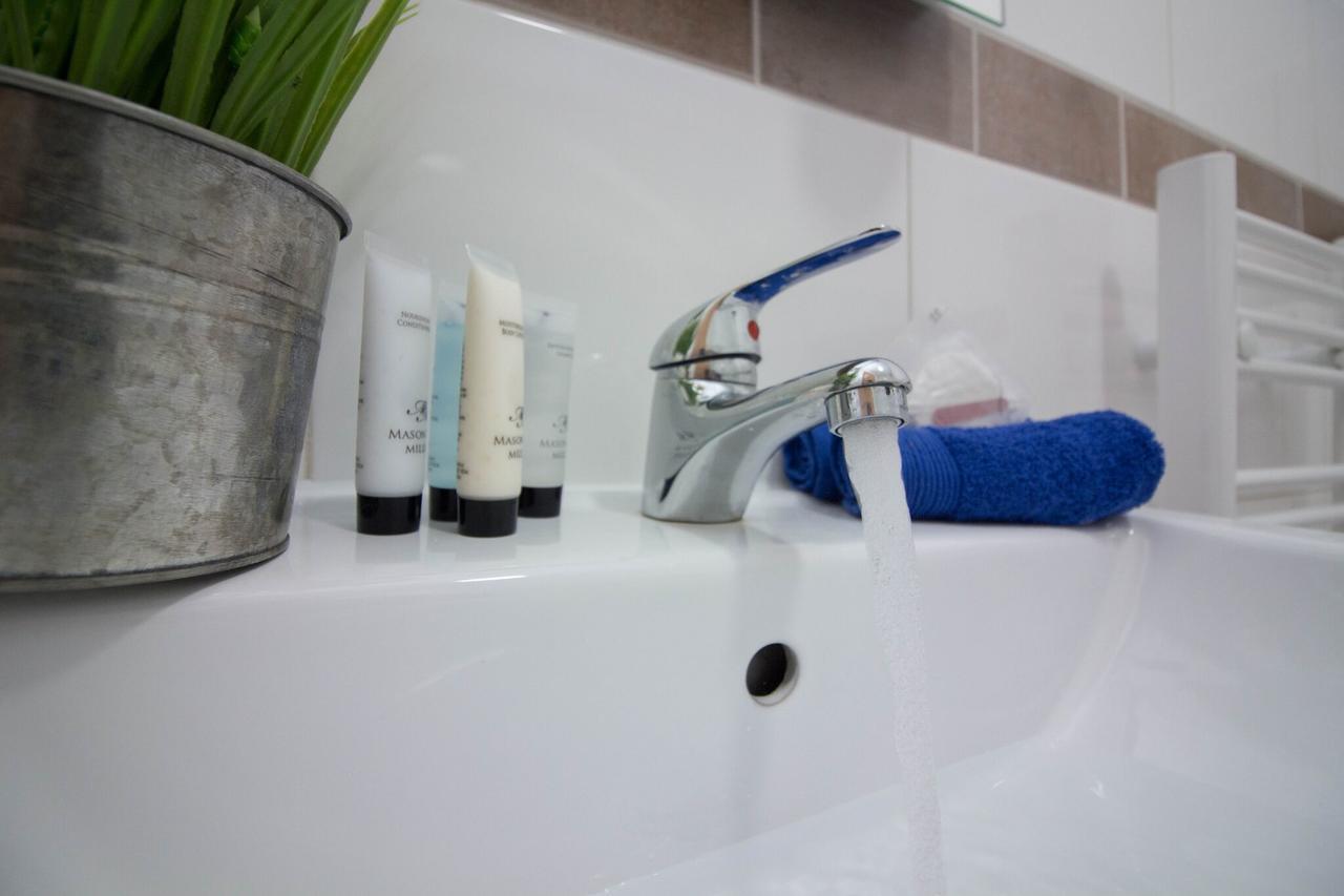 Britannia Chambers Apartment Leek Ngoại thất bức ảnh